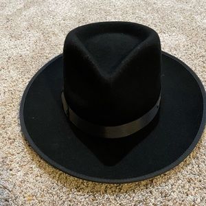 NWT, Black Gigi Pip Monroe Rancher size 57